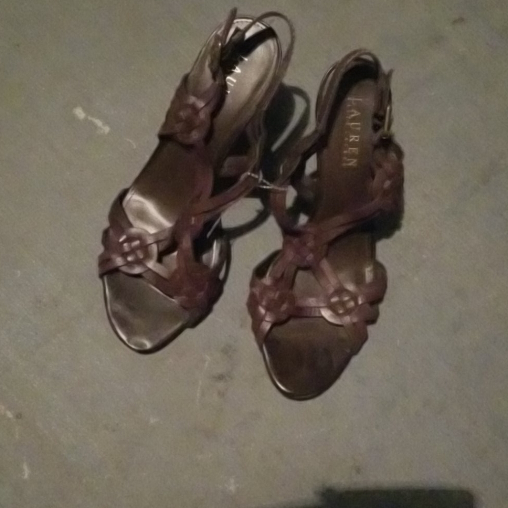 Lauren that is by Raph Lauren.  New Size 8.5